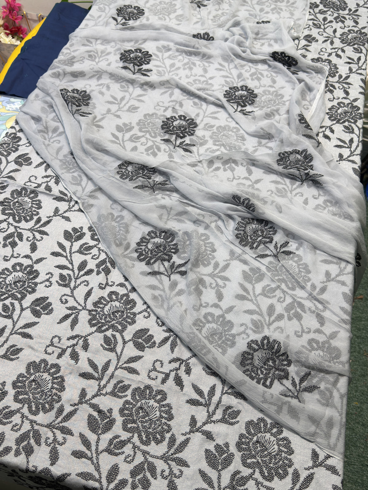 Bareeze 3PC Karandi Suit - Light Grey
