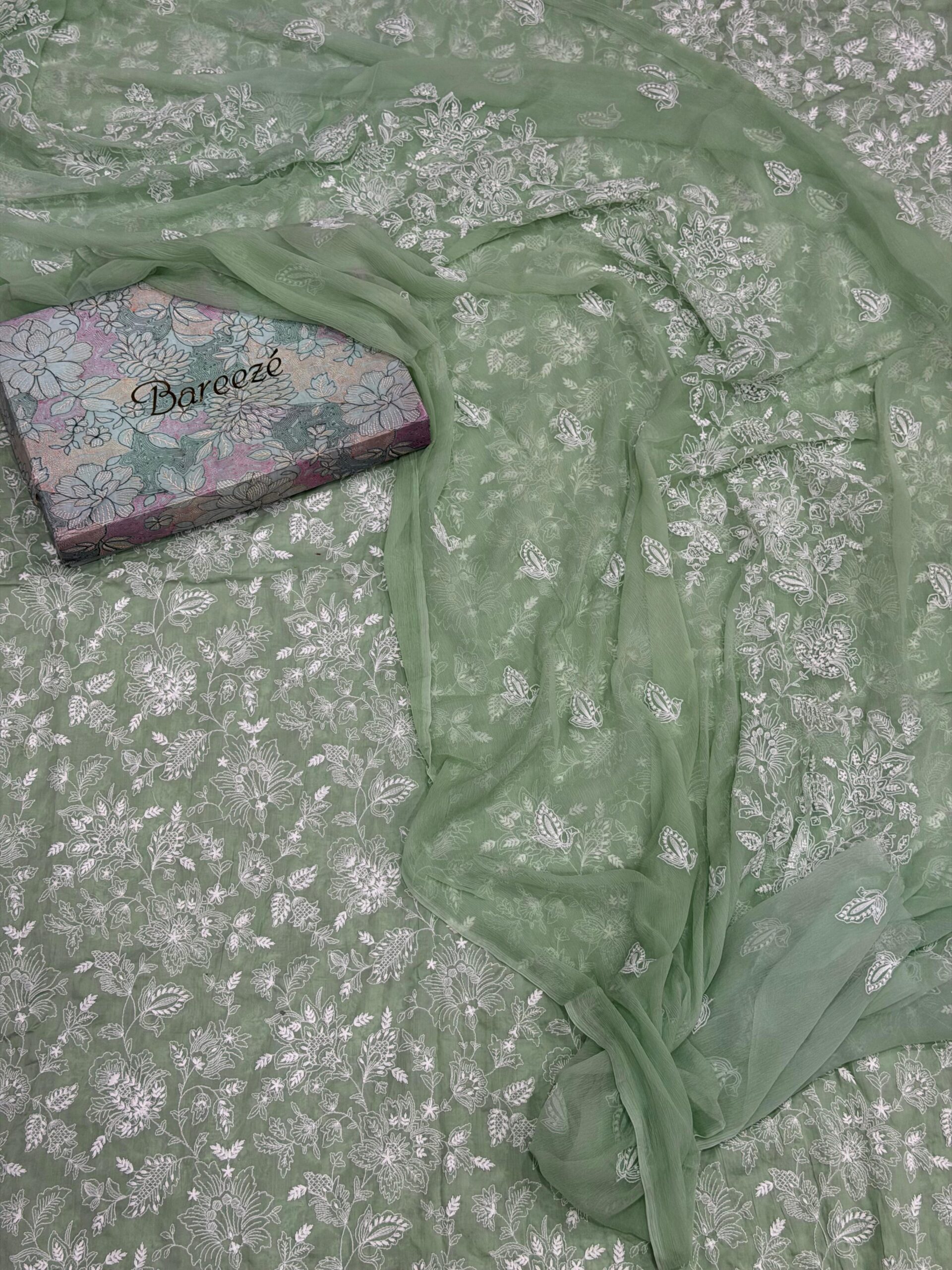 lawn 3 pc suit