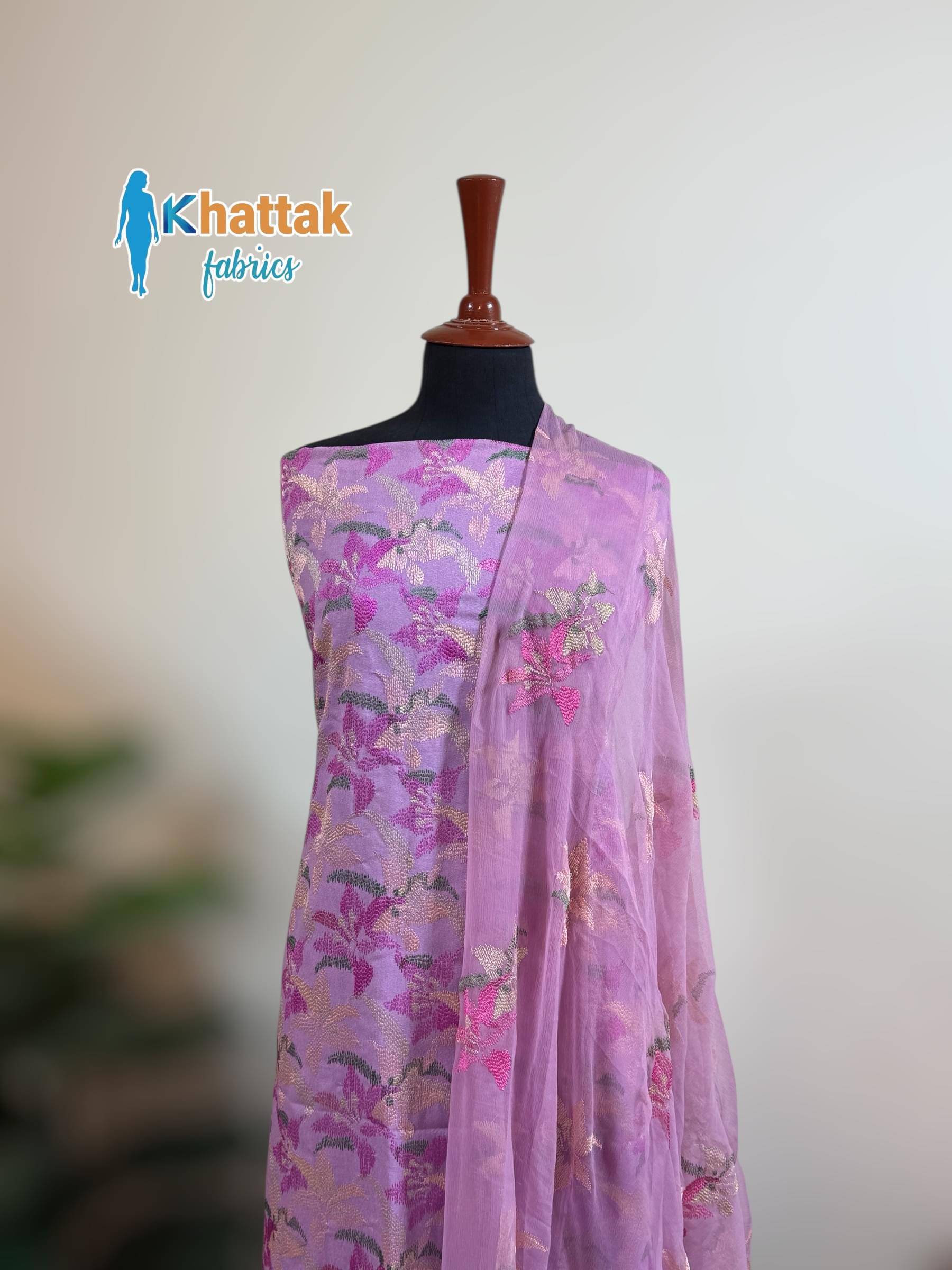 "Winter Karandi 3PC purple embroidered suit with chiffon dupatta – KF-124 front display"